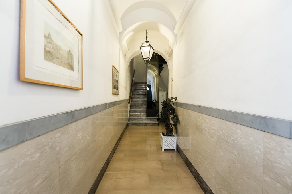 Piazza Di Spagna Fantastic Apartment โรม ภายนอก รูปภาพ