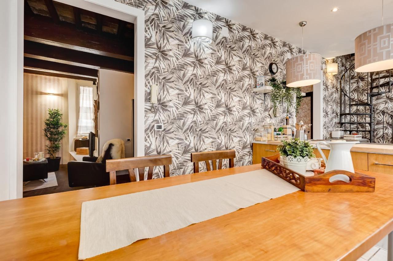 Piazza Di Spagna Fantastic Apartment โรม ภายนอก รูปภาพ