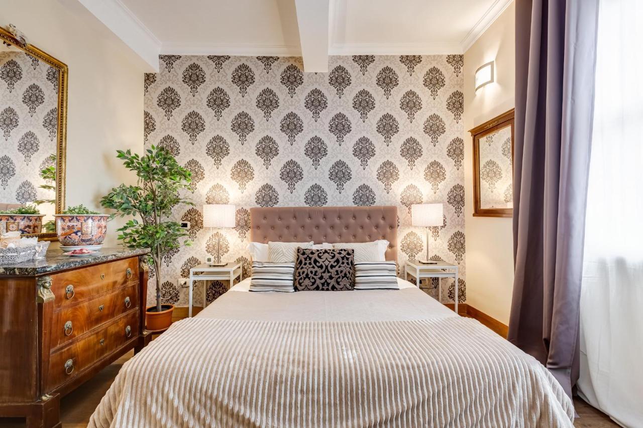 Piazza Di Spagna Fantastic Apartment โรม ภายนอก รูปภาพ