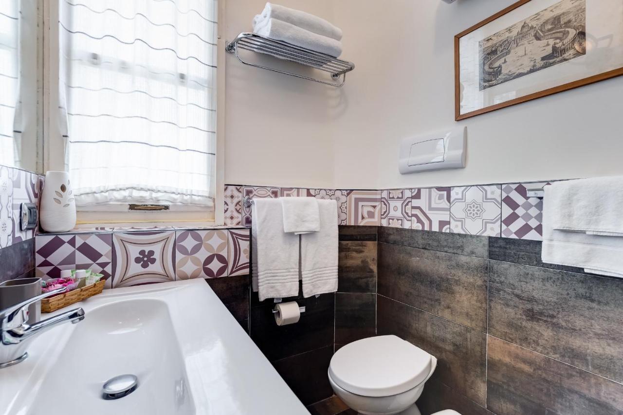 Piazza Di Spagna Fantastic Apartment โรม ภายนอก รูปภาพ