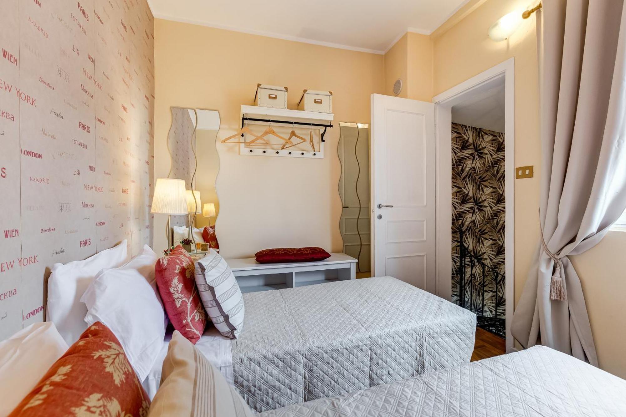Piazza Di Spagna Fantastic Apartment โรม ภายนอก รูปภาพ